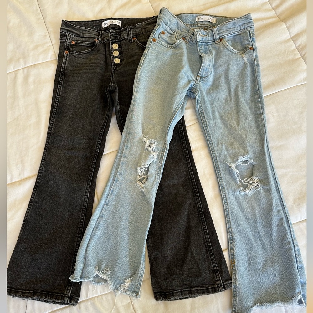 Zara girls: two pairs of jeans size 8 - black and light denim